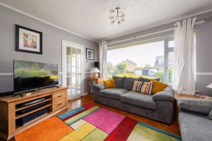 Sitting Room- click for photo gallery